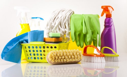 Professional move out cleaning in a Wimbledon apartment